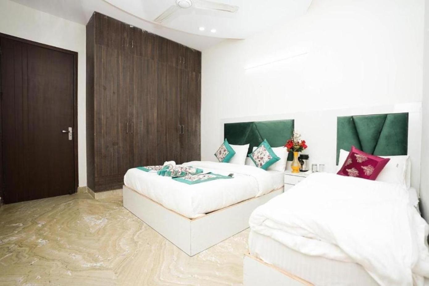 Diamond 10 Mints Walking From Nizamuddin Railway Station Hotel 3*
